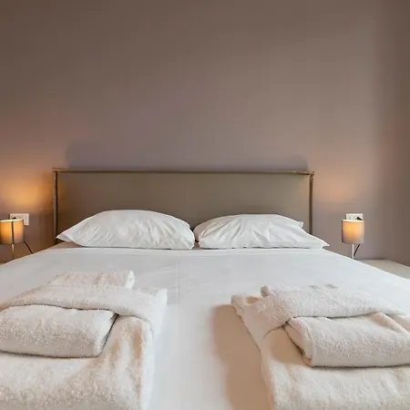 New Apartment Close To Navigli - Iulm - Ponti アパート